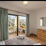 - 2 Bedroom Large Duplex With Double Terrace Daire *