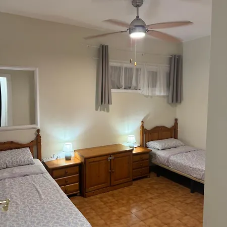 - 2 Bedroom Large Duplex With Double Terrace Apartmán